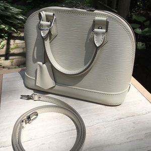 Louis Vuitton Ivory Epi Alma BB Crossbody bag